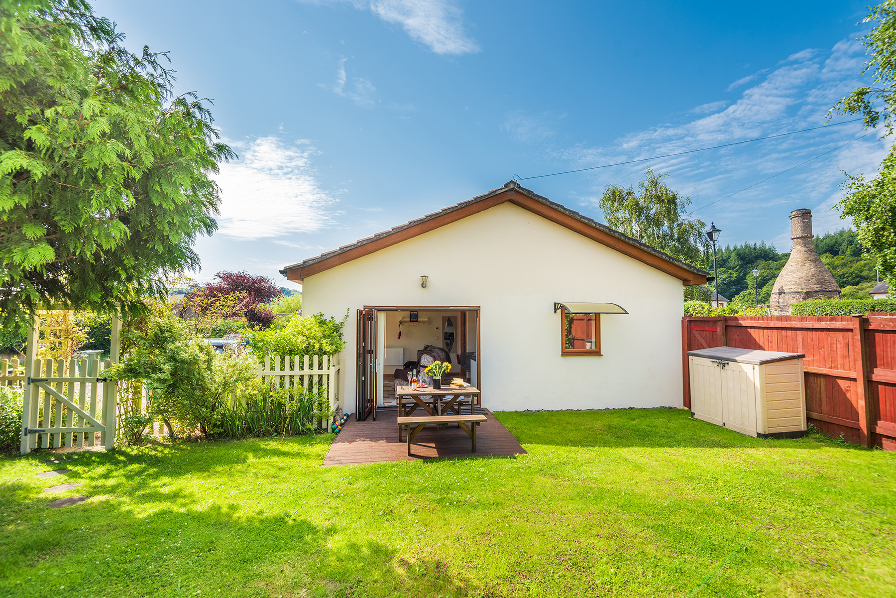 The garden with outside seating