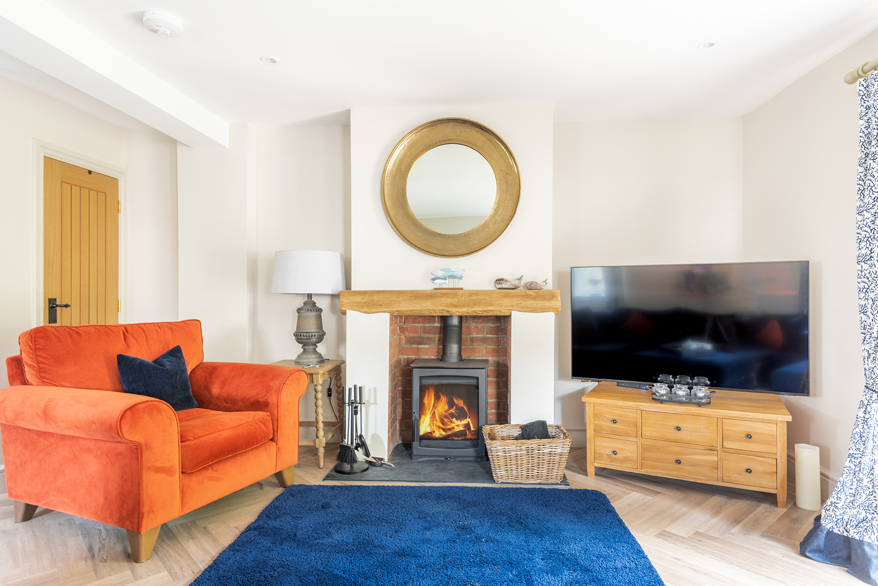 Log burner and Smart TV-great for winter evenings after bracing coastal stomps.