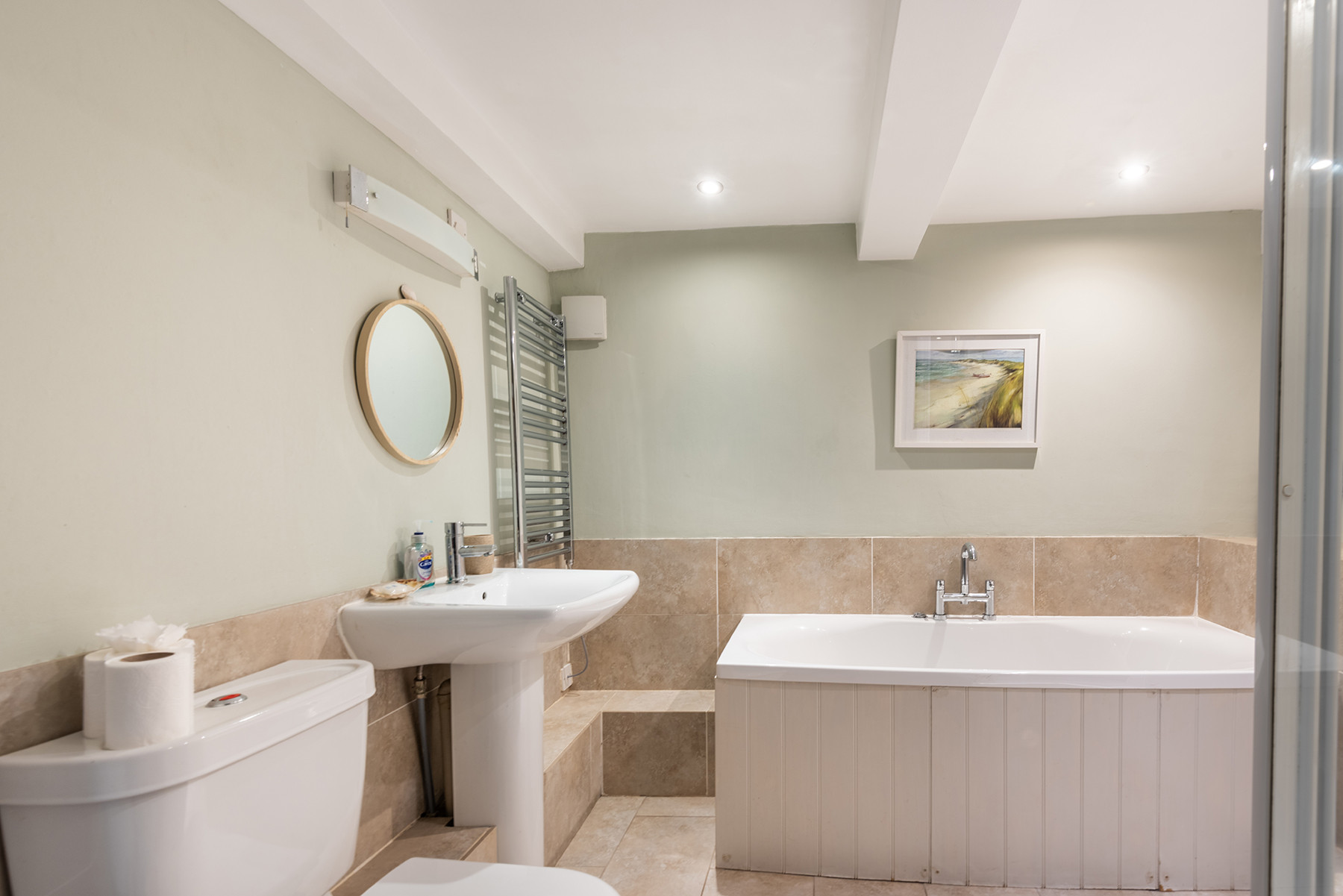 Family Bathroom, bath & shower