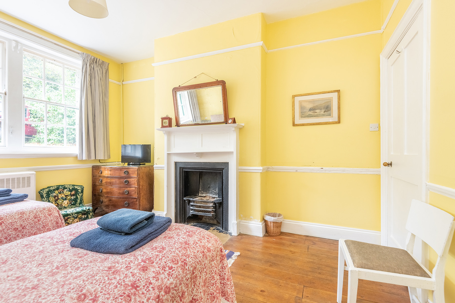 Studio Bedroom