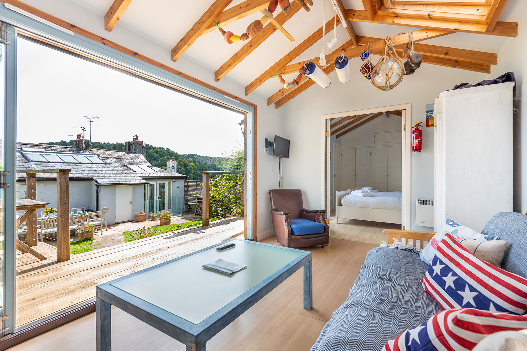 Relax in comfort in the studio's sitting room