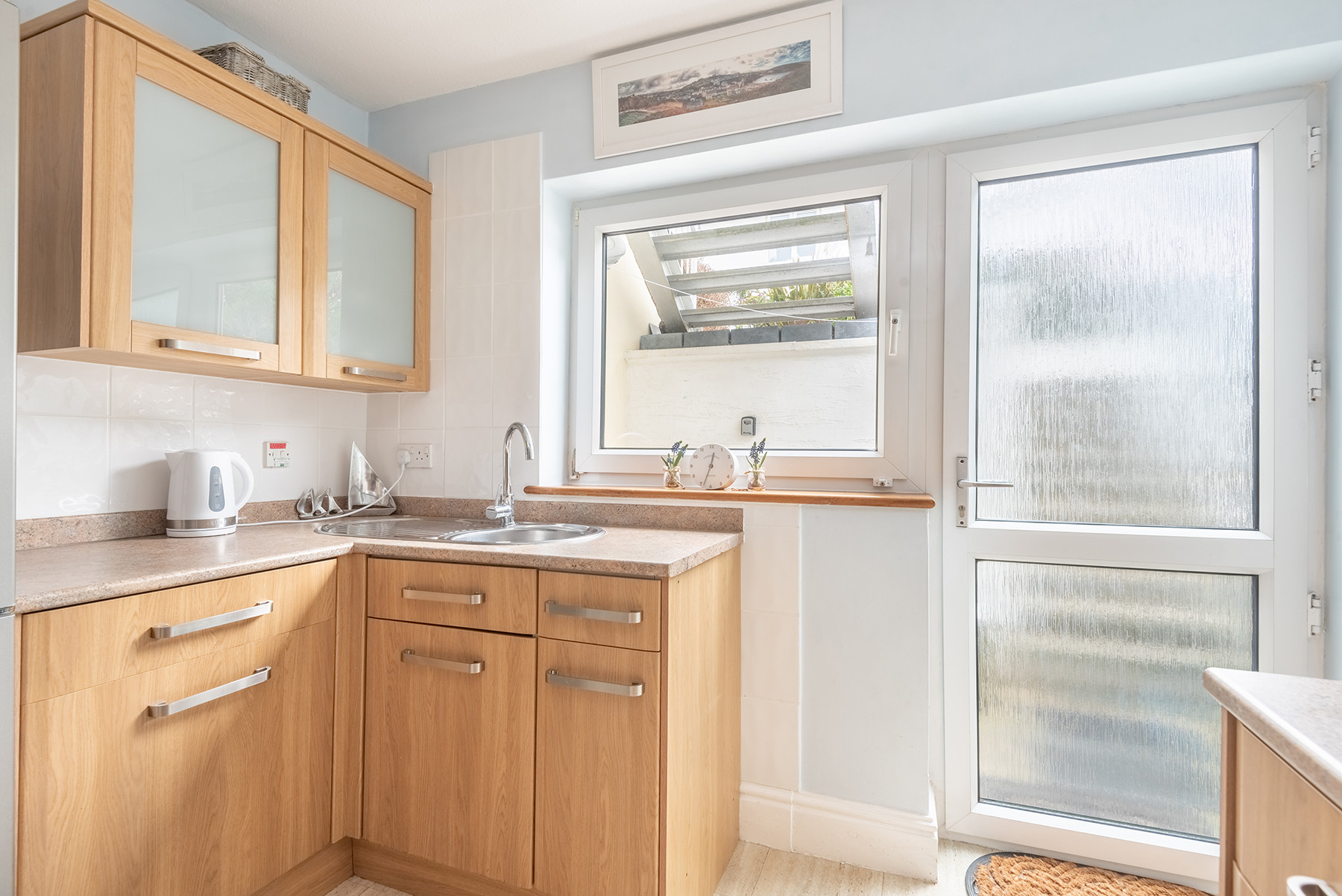 Another view of the kitchen.