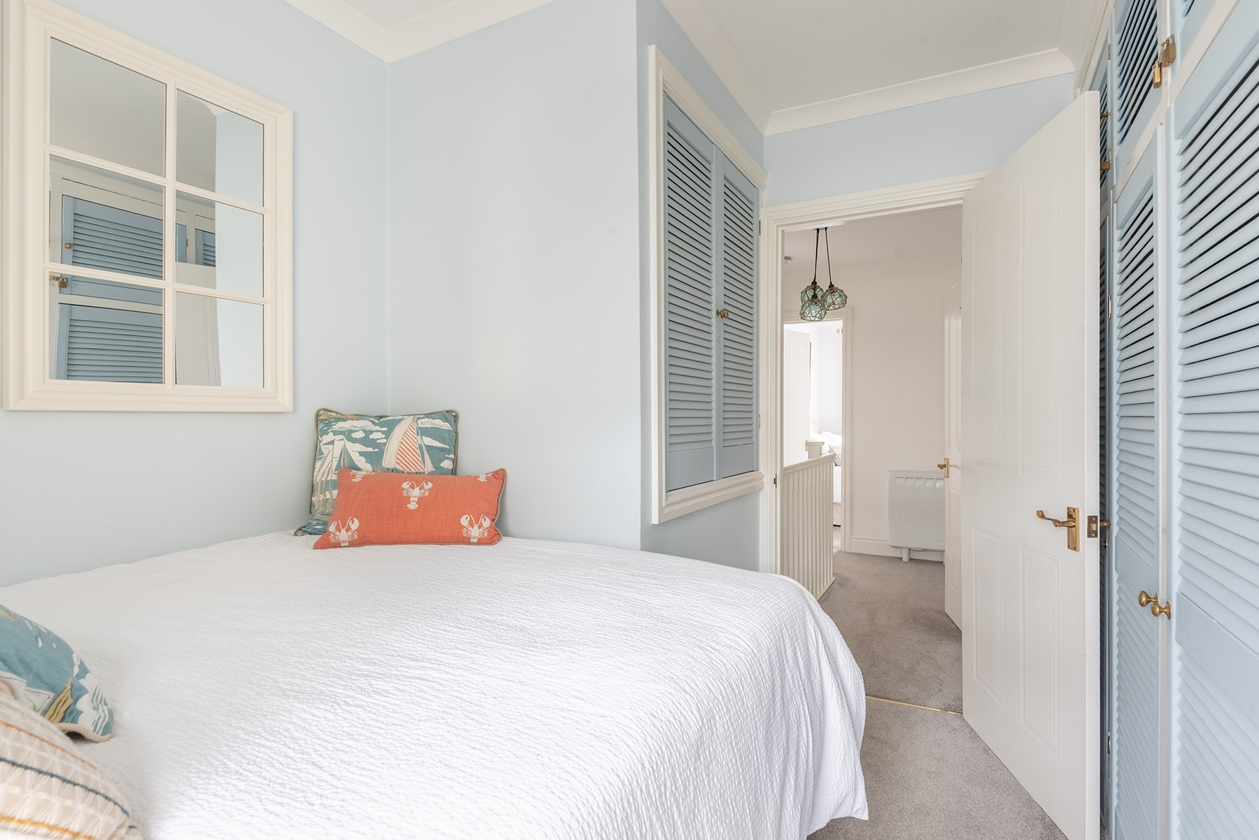 2nd double bedroom.