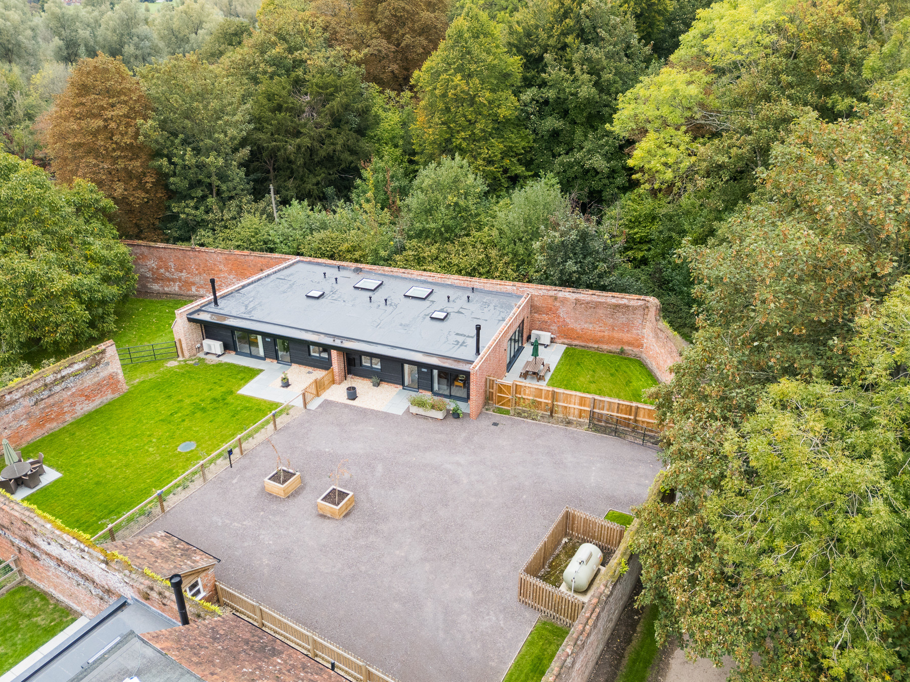 Property image 21 for THCA859