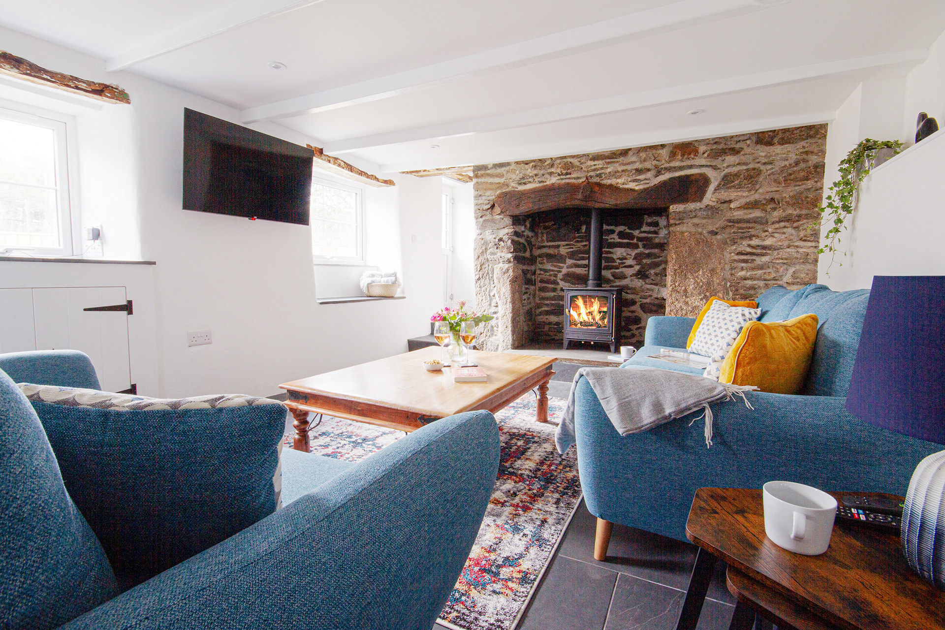 Living area continued