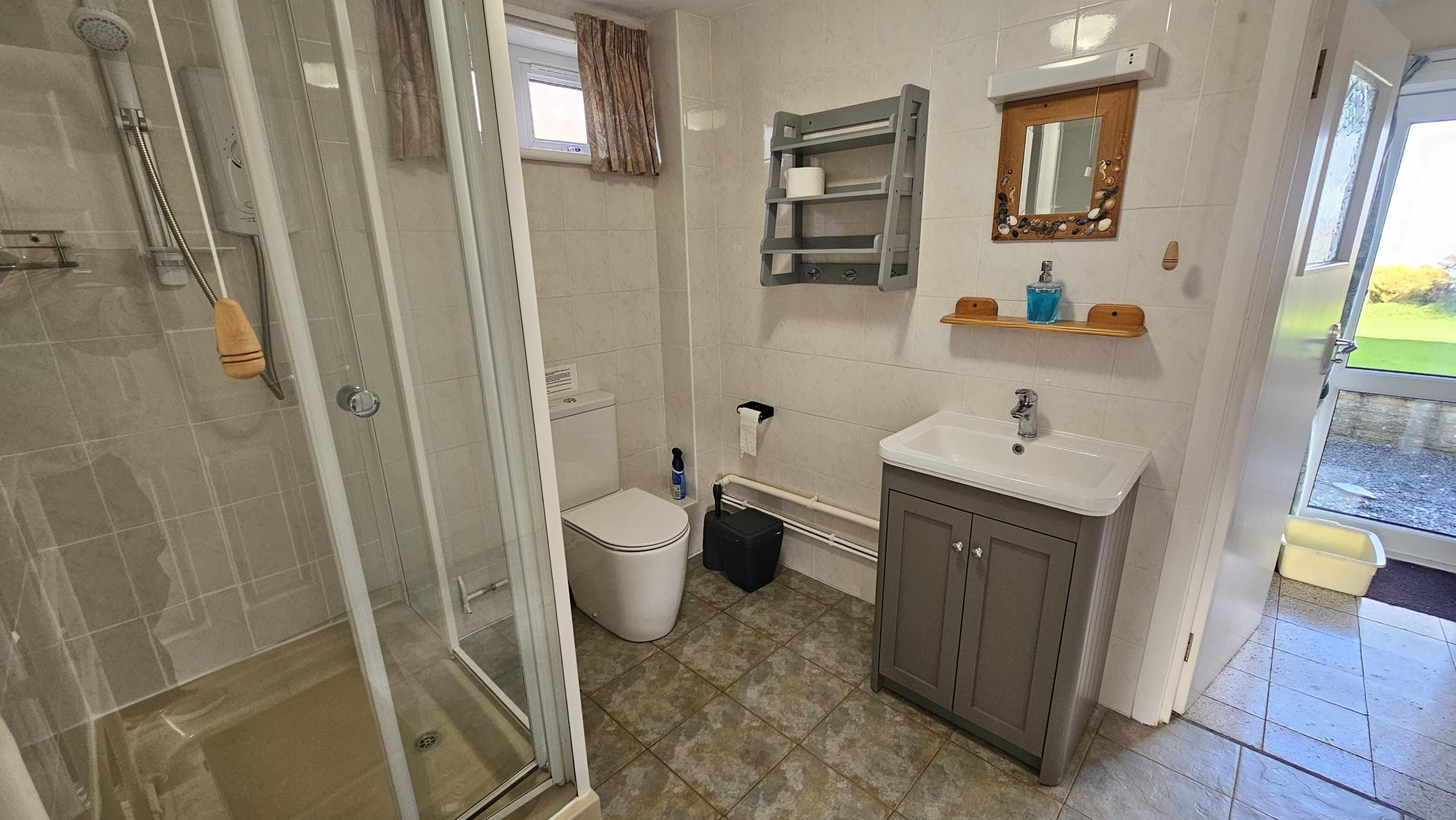 Ensuite