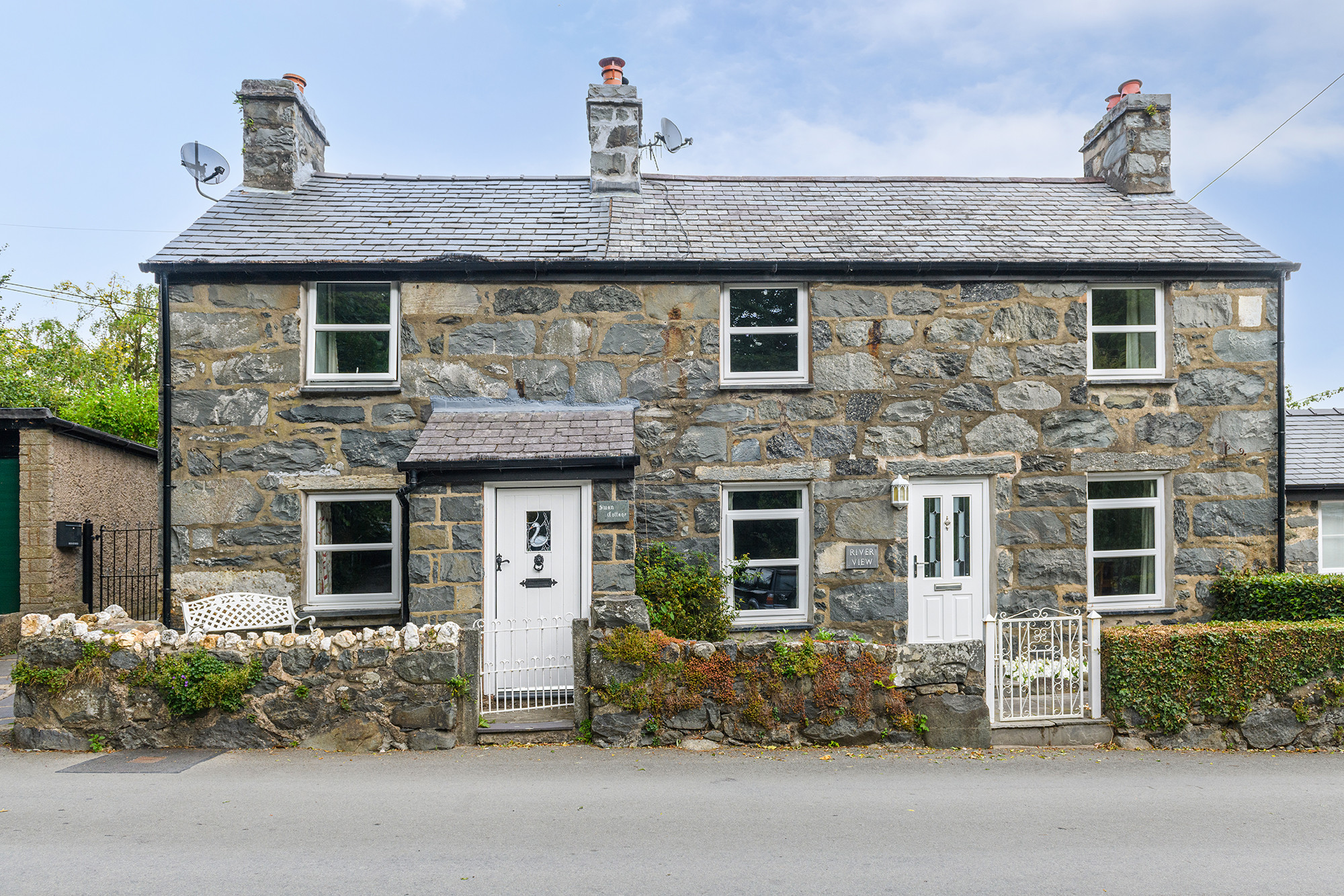 Swan Cottage