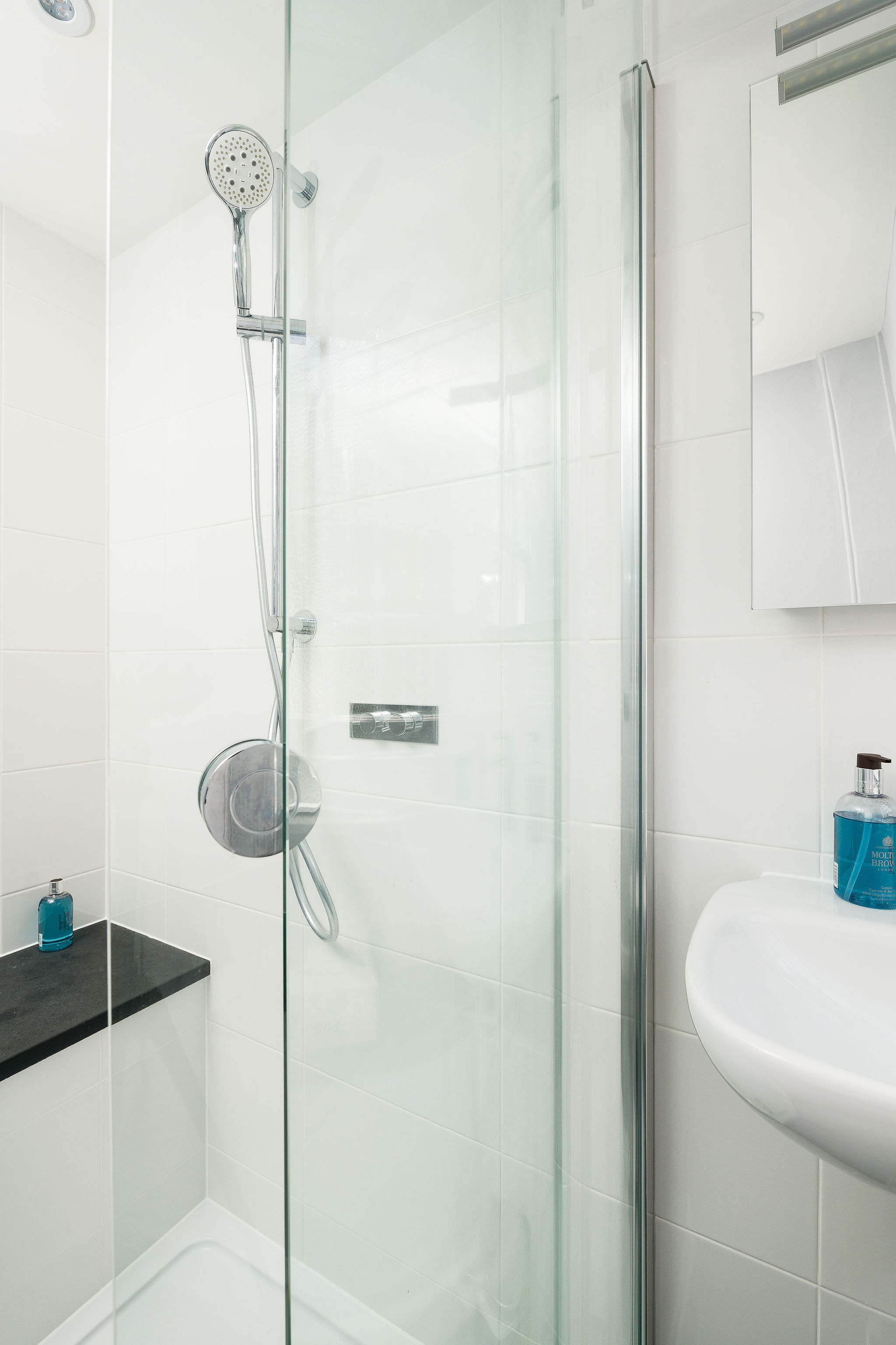 Another look at the shower room 