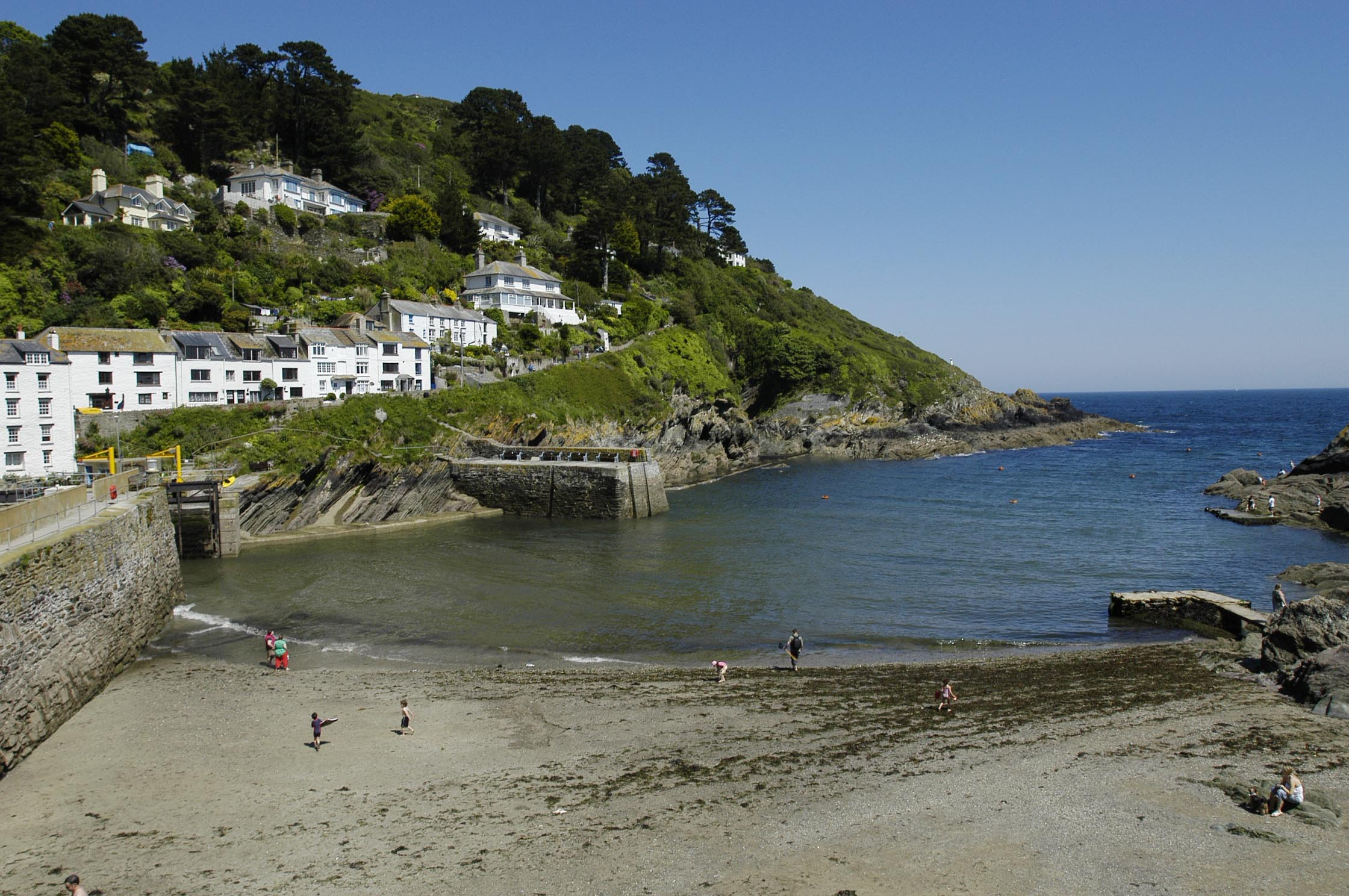 Polperro tidal beach