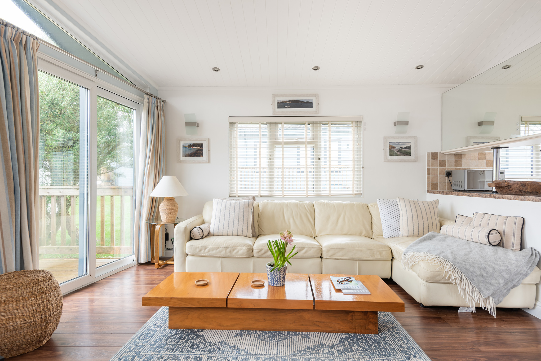 Another view of the seating area.