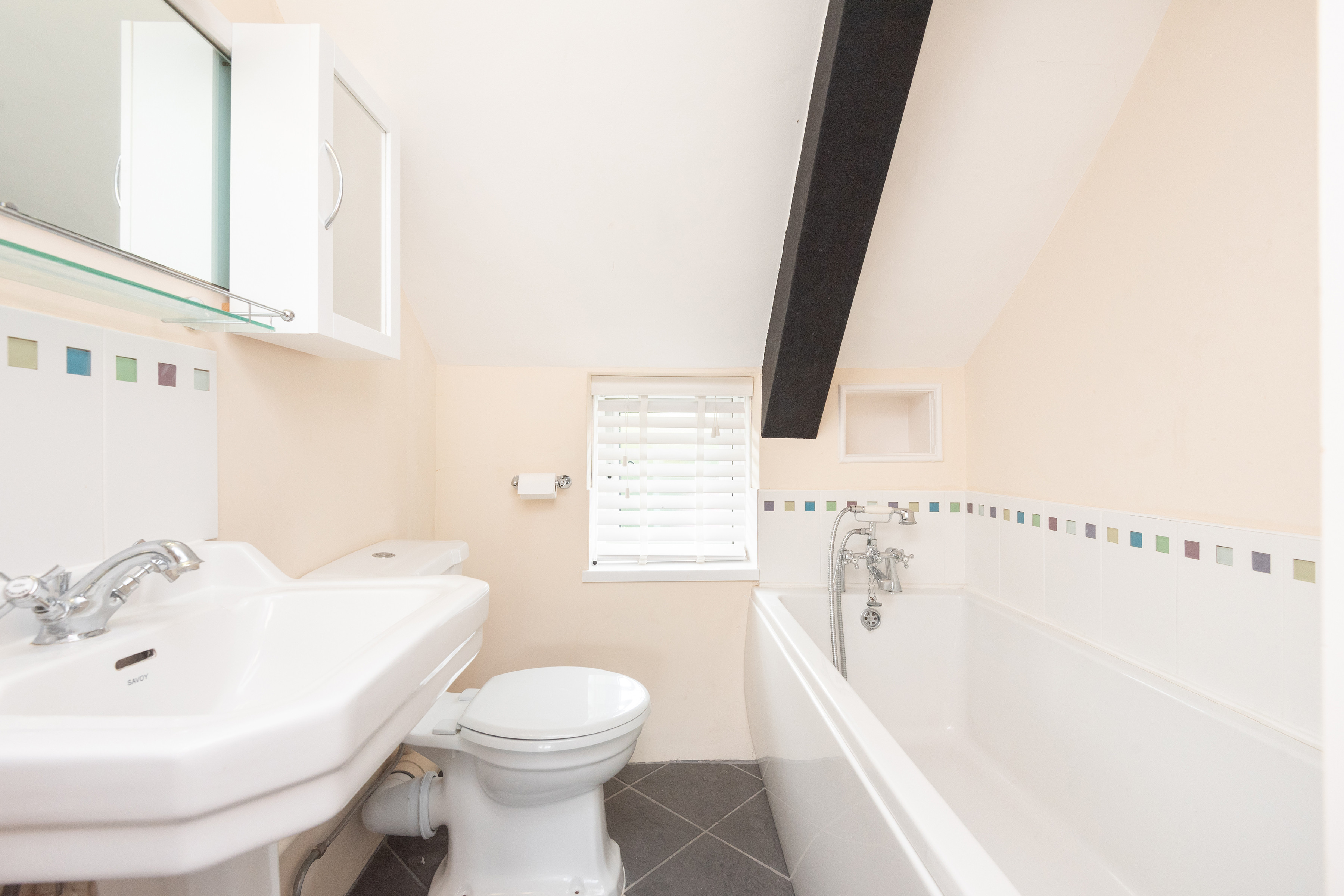 Bathroom 2 with bath