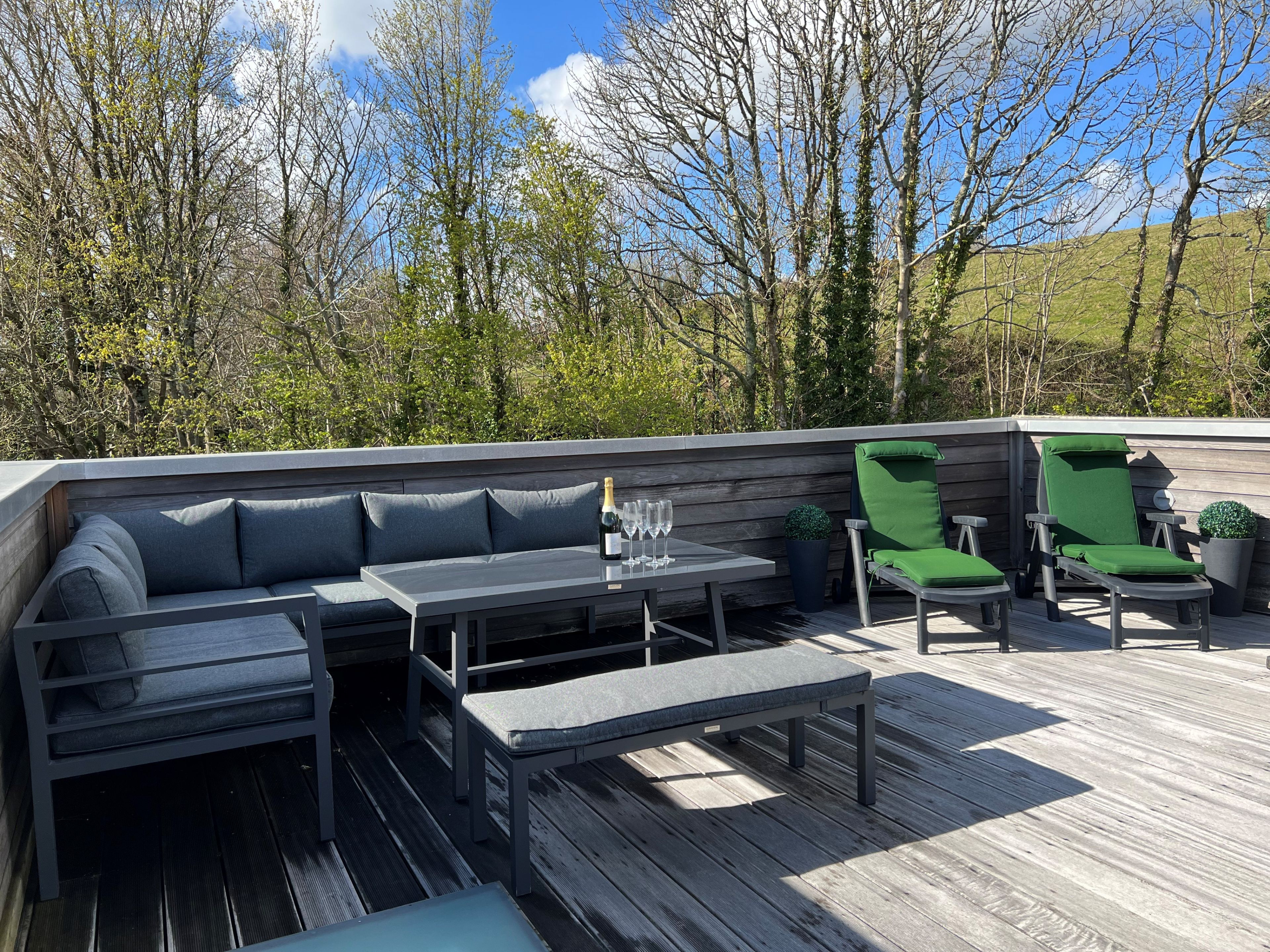 Roof top balcony