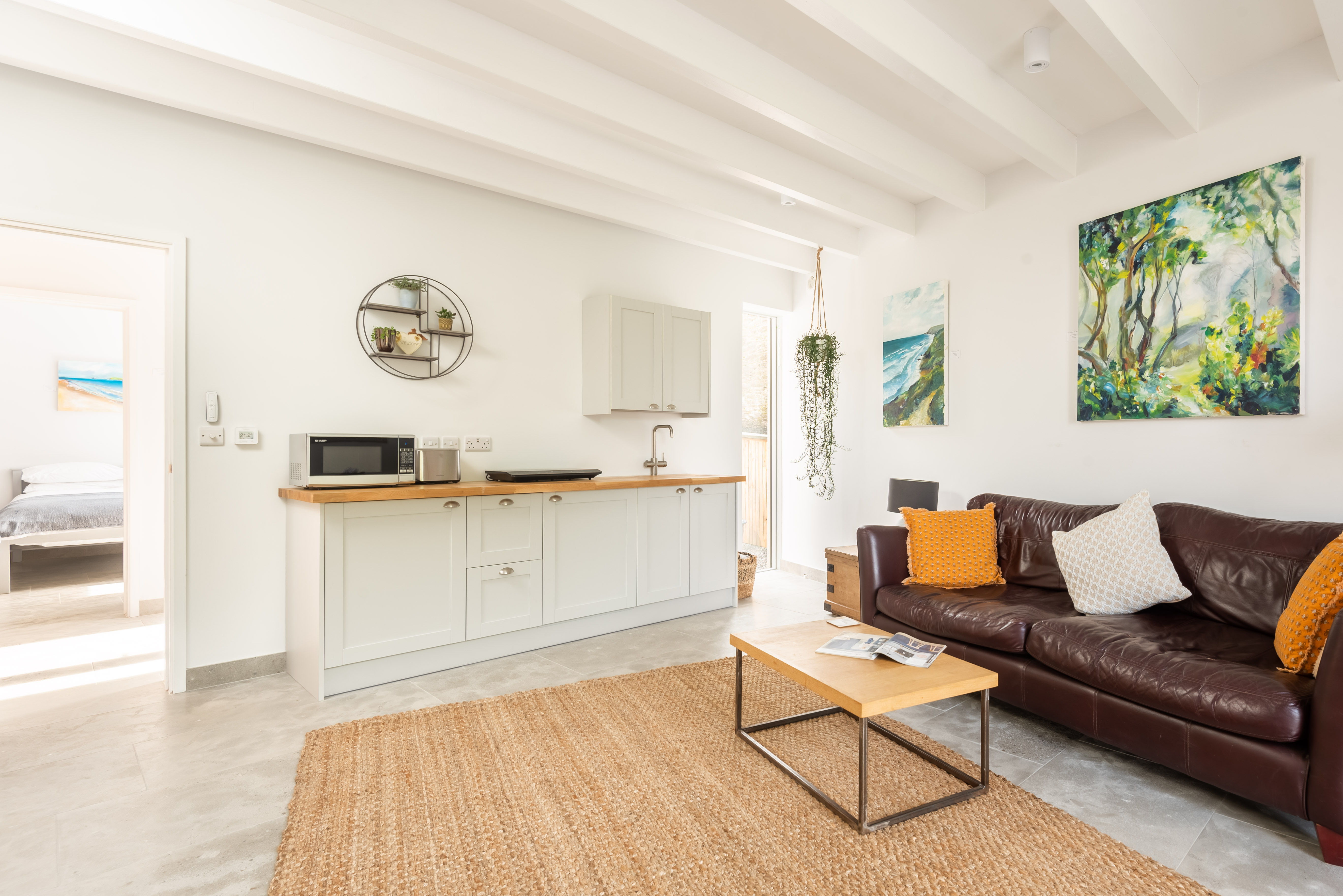 Kitchenette 