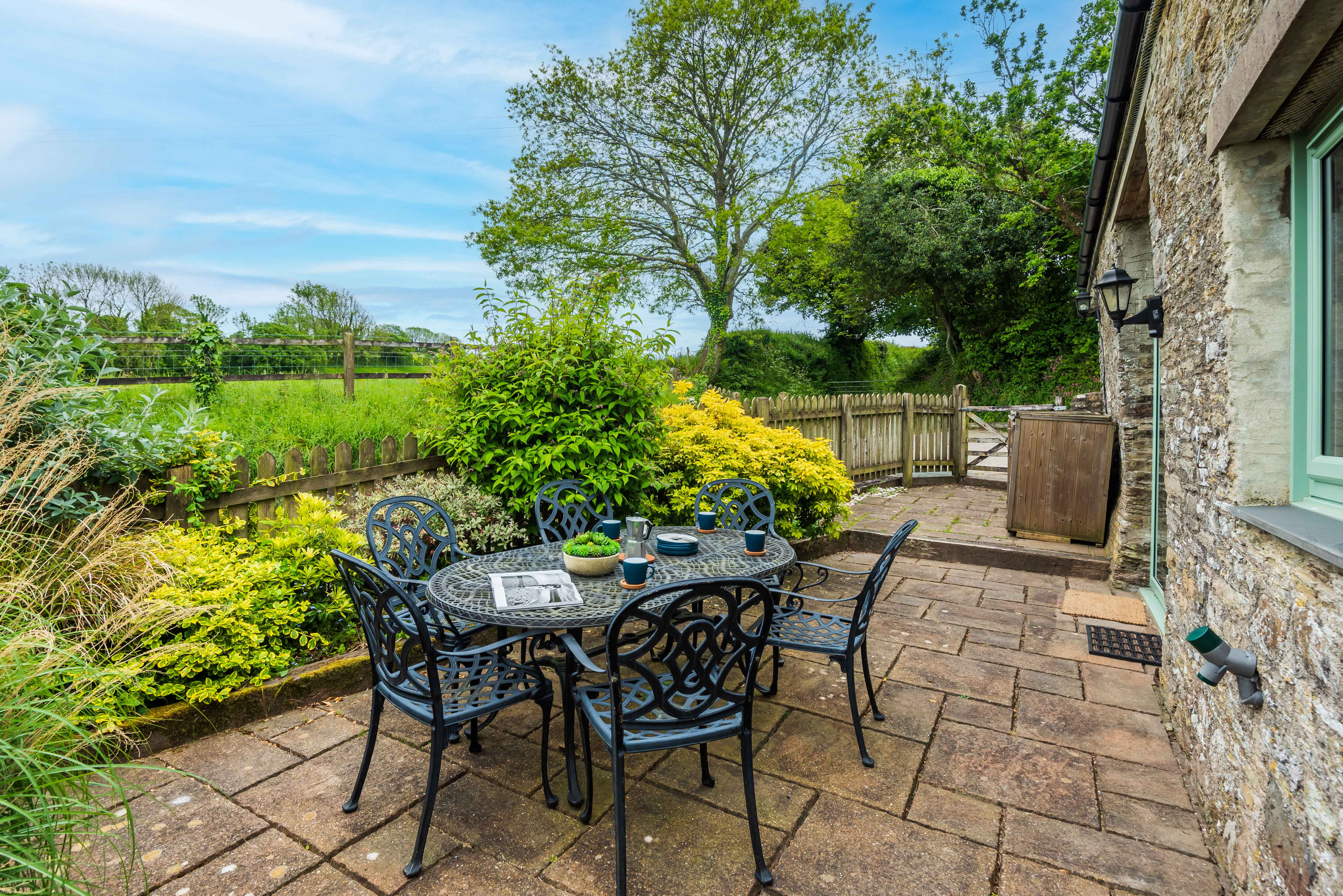 Outside space to enjoy a drink