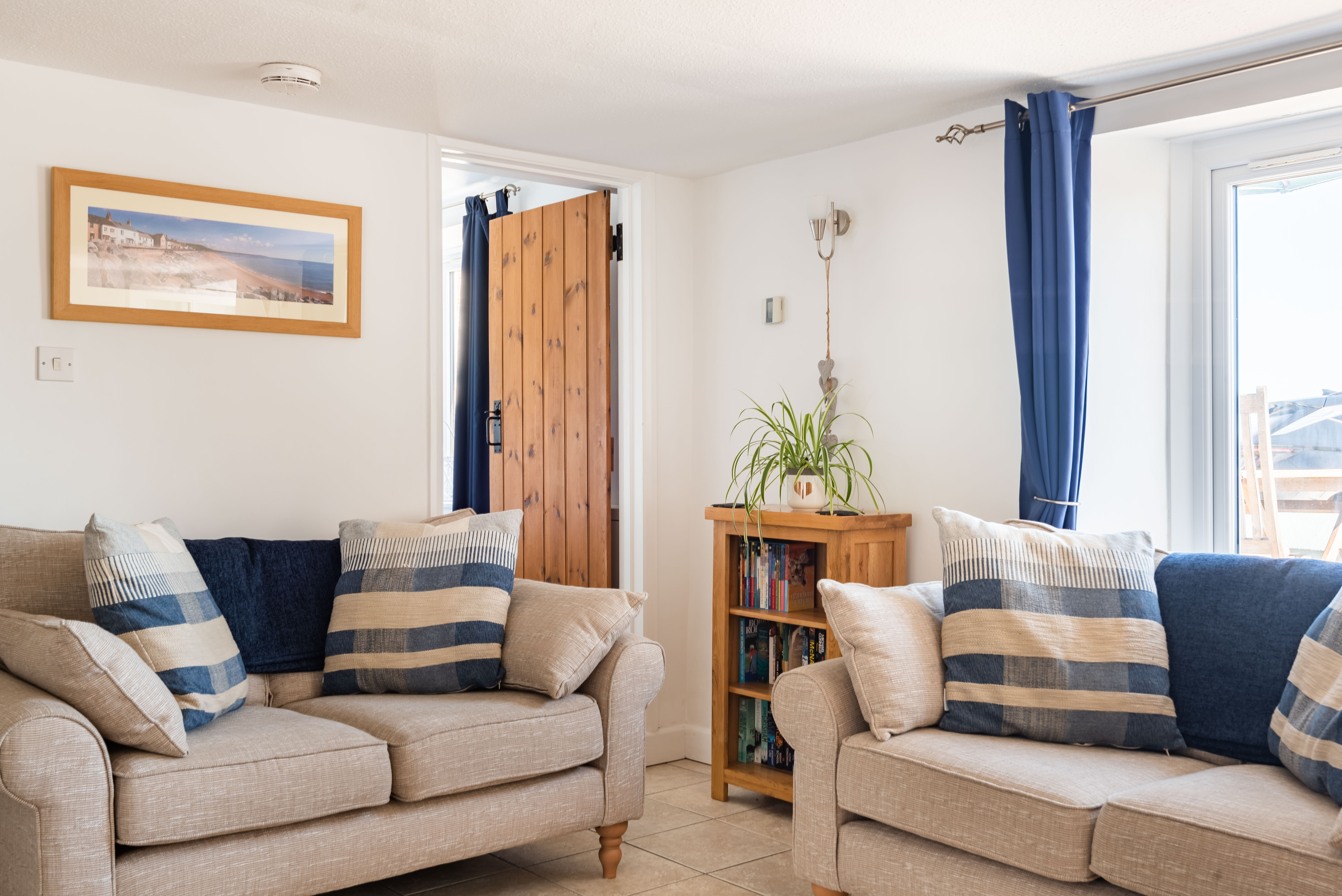 Another view of the lovely lounge