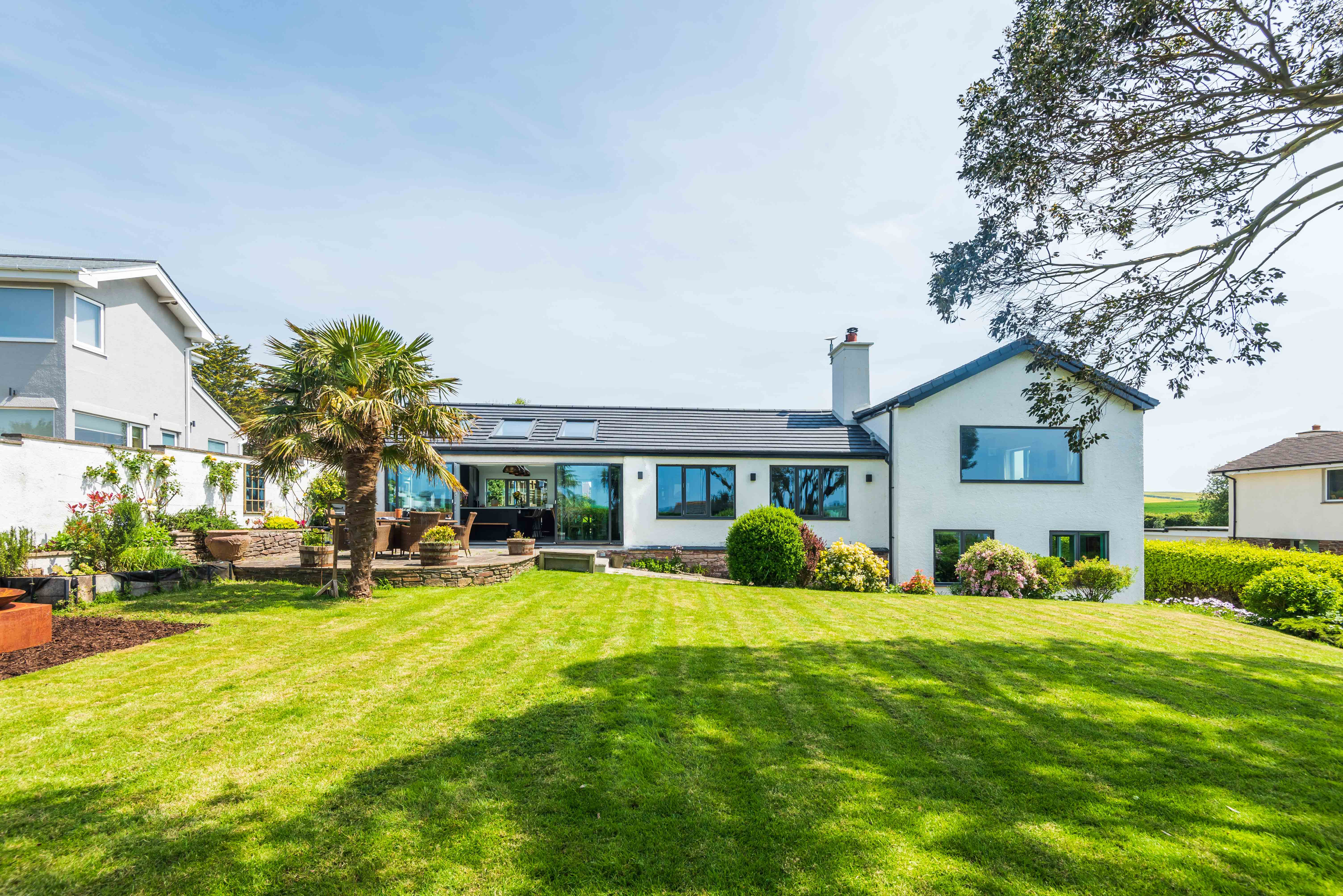 Welcome to Allahoo -4 bedroom, dog friendly holiday home with a hot tub on the Salcombe and Kingsbridge estuary