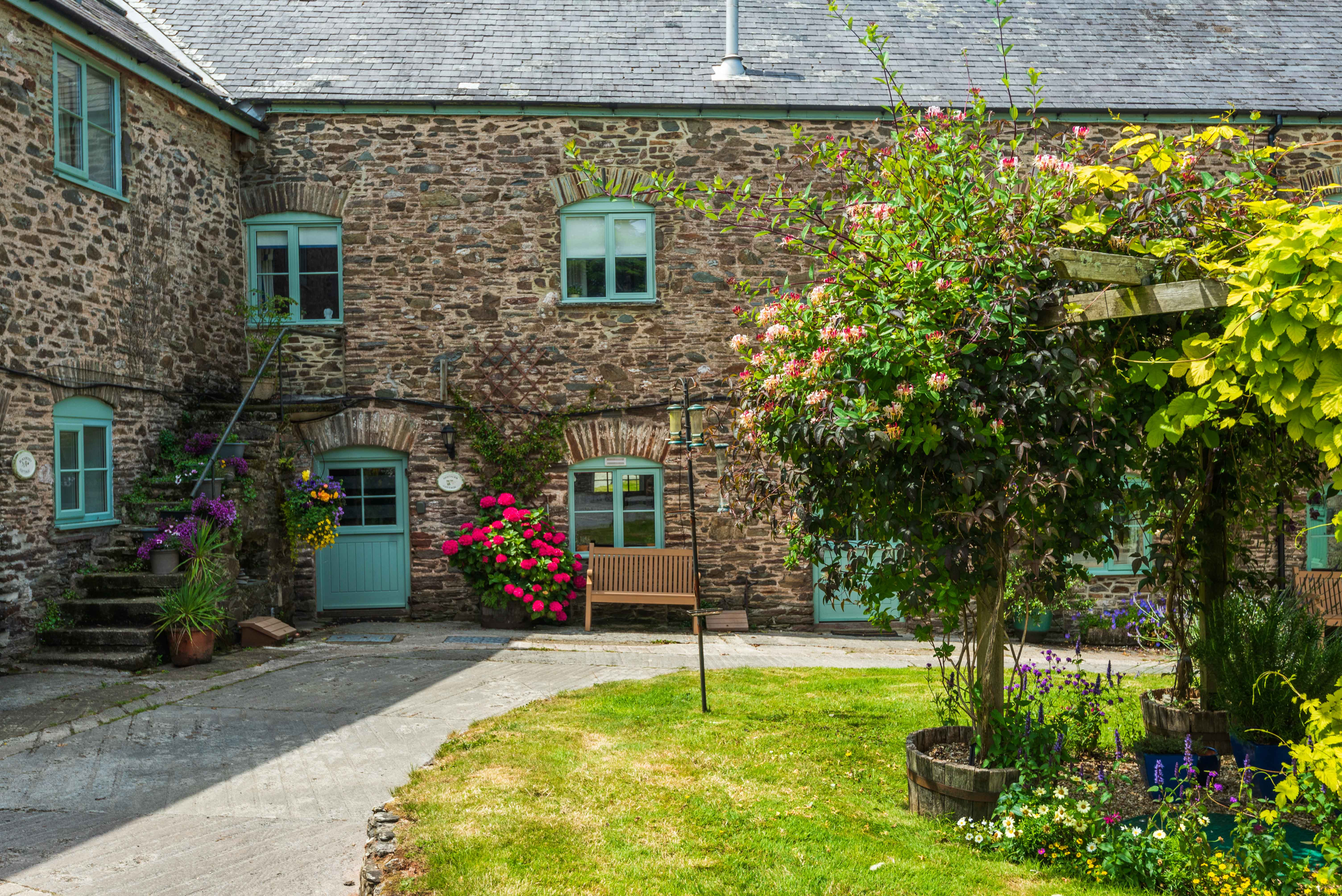 Hawthorn Cottage, 3 bedroom, dog friendly holiday cottage near Slapton, South Devon