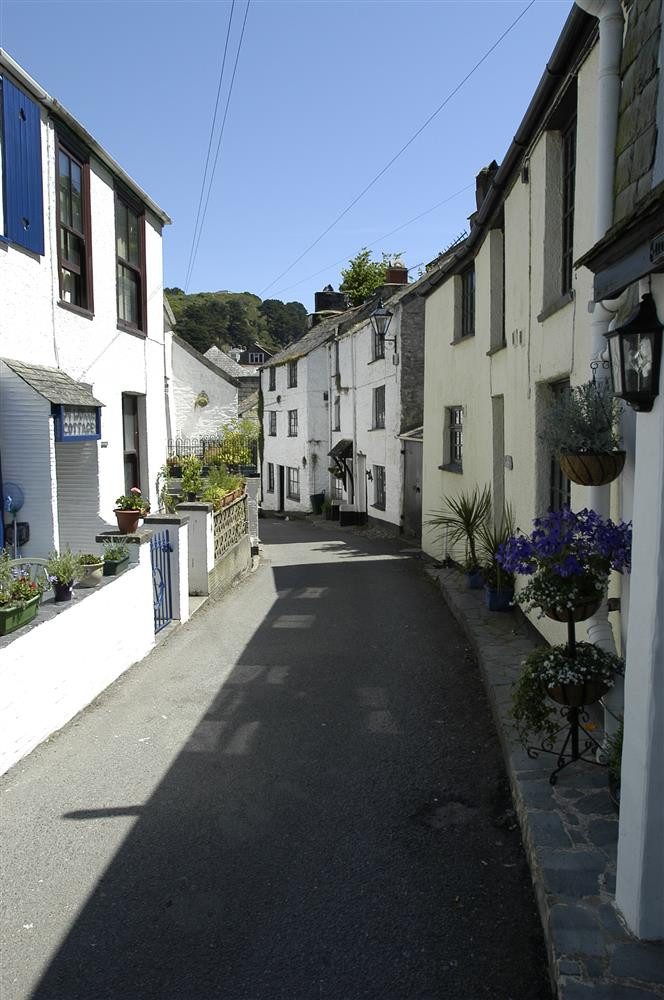 The pretty village streets of Polperro