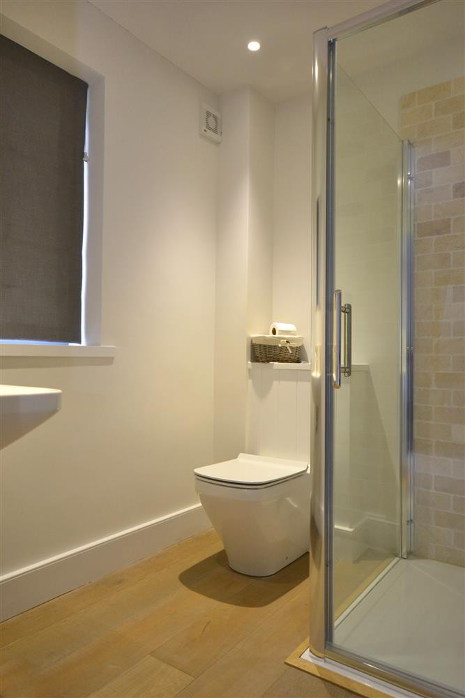 The master bedroom en suite shower room