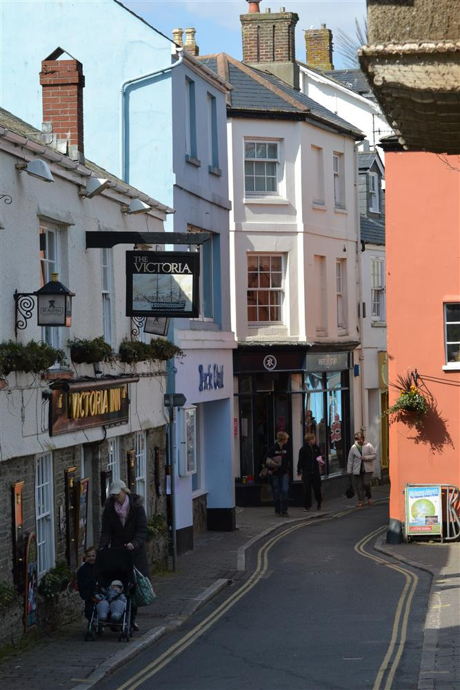 Fore Street in the centre of Salcombe is a 5 minute walk from the property