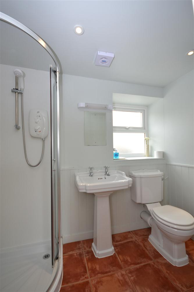 Beach Cottage Image 12